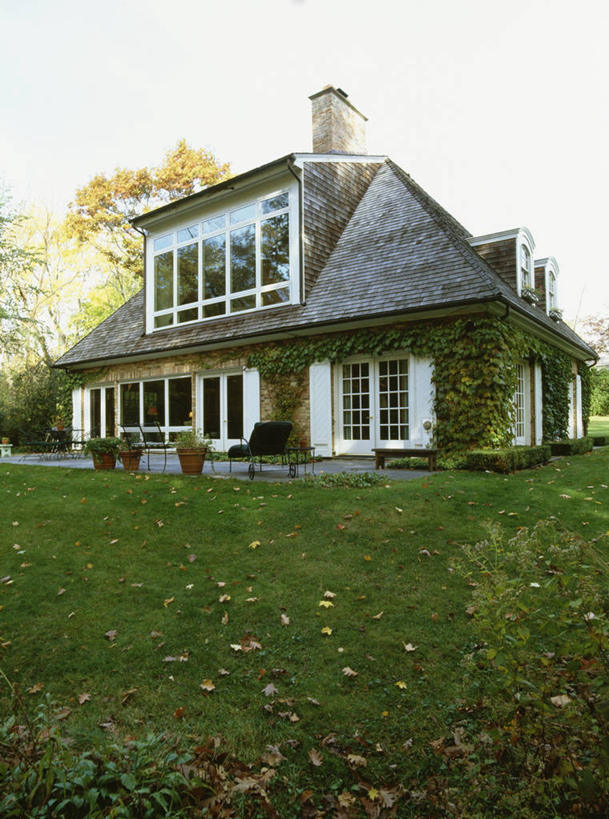 家,室外,烟囱,草坪,门,建筑,玻璃,反射,砖,房屋,屋顶,院子,草,绿色,季节,加法,秋天