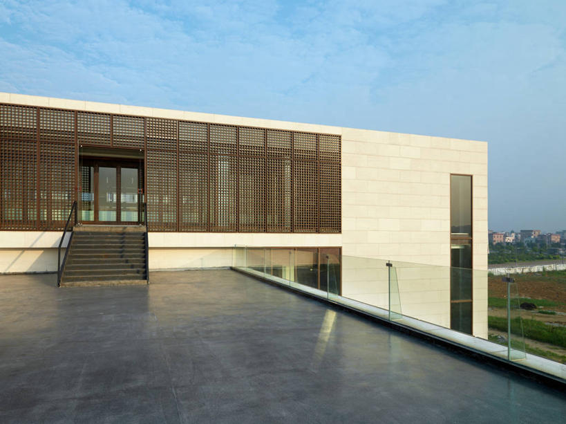 无人,栏杆,横图,室外,白天,留白,楼梯,建筑,日光,亚洲,现代,水泥,建造,建筑材料