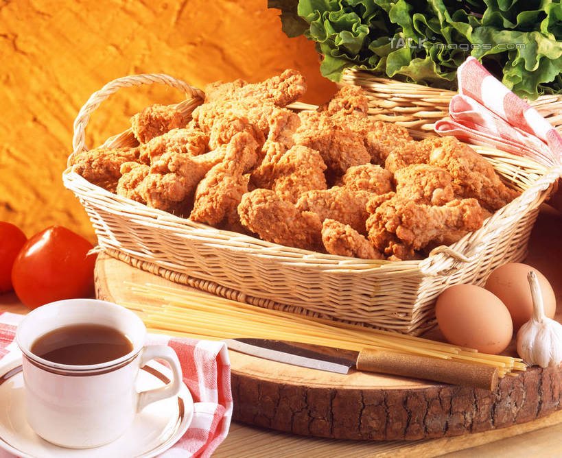 无人,交叉,横图,俯视,室内,特写,白天,烹饪,幸福,餐桌,茶,桌子,竹子,蔬菜,西红柿,杯子,餐具,阴影,竹制,新鲜,编织,反射,碟子,篮子,盘,影子,生菜,莴苣,蛋,鸡蛋,红茶,茶叶,料理,食品,娱乐,鸡翅,炸鸡翅,菜肴,美食,食物,盘子,水杯,竹篮,碟,享受,休闲,温馨,放松,乐趣,佳肴,有机食品,绿色食品,餐台,竹条,交织,提神,舒适,竹制品,醒脑,春菜,鹅仔菜,莴仔菜,千金菜,卵,叶用莴苣,穿插,茶杯,洋柿子,柑仔蜜,番茄,臭柿,彩图,高角度拍摄,六月柿,鸡卵,鸡子,喜报三元,shrj1