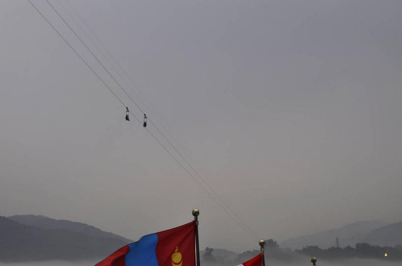 无人,横图,室外,白天,正面,旅游,度假,岛屿,美景,植物,雾,旗帜,春川,南怡岛,韩国,亚洲,朦胧,模糊,飘扬,岛,景观,娱乐,旗子,缆车,树,树木,绿色,天空,自然,交通工具,天,享受,休闲,景色,放松,生长,成长,飘逸,迷雾,自然风光,飞扬,东亚,索道,旌旗,旗号,大韩民国,江原道,春川市,缆索铁路,列岛,群岛,诸岛,大雾,彩图,道,shslj1