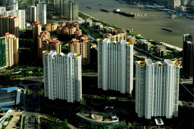 无人,家,横图,俯视,航拍,室外,白天,旅游,度假,河流,美景,水,植物,城市风光,城市,建筑,轮船,船,上海,中国,亚洲,阴影,光线,影子,房屋,屋子,河水,景观,水流,公寓,建筑群,娱乐,建设,黄浦江,洋房,楼房,住宅,树,树木,绿色,阳光,自然,交通工具,享受,休闲,景色,放松,生长,成长,申,鸟瞰,载具,东亚,上海市,中华人民共和国,沪,华东地区,彩图,高角度拍摄,房子,春申江,shzxz1