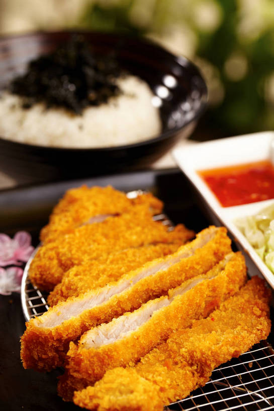 米饭,骨骼,无人,竖图,俯视,室内,特写,白天,烹饪,烘焙,中餐,餐桌,桌子,蔬菜,椰菜,卷心菜,餐具,金属制品,一块,一排,许多,切开,朦胧,模糊,新鲜,整齐,盛开,金属,碟子,盘,陶瓷,调料,海苔,酱料,酱汁,排骨,肉,油炸,佐料,料理,食品,陶瓷制品,骨头,紫菜,饭,调味品,很多,调味料,花蕾,猪肉,酱,菜肴,美食,肉类,架子,花,花瓣,花朵,鲜花,食物,排列,两朵,粉色,盘子,容器,碟,碗,花苞,花蕊,切,四个,中式,甘蓝,佳肴,有机食品,绿色食品,餐台,中华料理,储藏,五谷,骨架,储存,队列,剖面,肉食,炸猪排,切面,豚肉,冷却,冷却架,甘蓝菜,结球甘蓝,甘兰,包心菜,彩图,高角度拍摄,条斑紫菜,圆白菜,贮存,shjb1