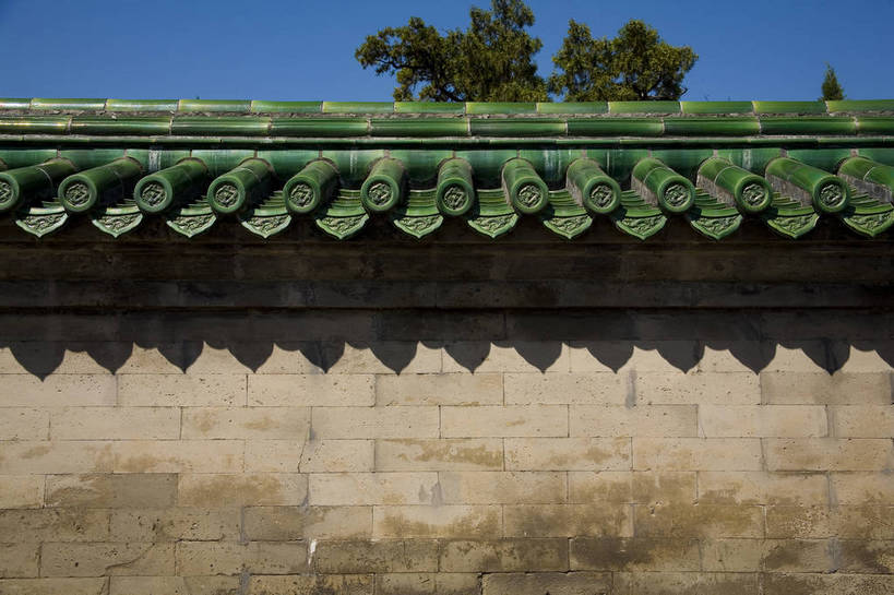 天坛,宫殿,横图,彩色,室外,白天,旅游,度假,建材,石头,名胜古迹,标志建筑,地标,建筑,雕塑,北京,中国,亚洲,遗迹,艺术,装饰,龙,雕刻,雕像,瓦片,文化遗产,瓦,古迹,文物,娱乐,建设,古建筑,墙壁,绿色,工艺品,享受,休闲,旅游胜地,放松,摄影,建造,琉璃瓦,纪念,五颜六色,美术,色彩斑斓,祭祀,中国文化,主题,五彩缤纷,陈列,建筑材料,古文明,东亚,屋瓦,中华人民共和国,功能,美学,五彩斑斓,五光十色,彩图,旅行,目的地,bj174