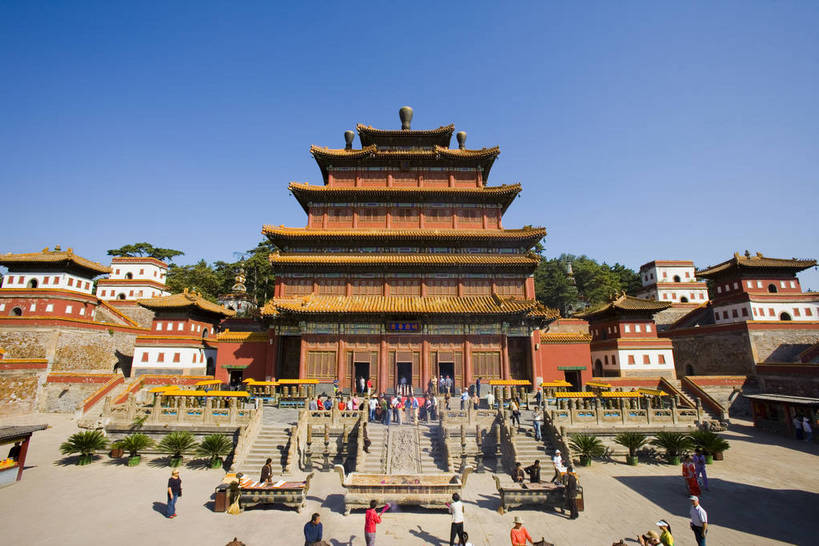 寺庙,横图,名胜古迹,建筑,烟火,中国,亚洲,朝拜,局部,地砖,房屋,历史,传统,古代,红色,祈祷,旅游胜地,摄影,宗教,佛教,烧香,祭拜,东亚,喇嘛,佛陀,藏传佛教,中华人民共和国,河北省,承德,古远,彩图,庙,普宁寺,bj174