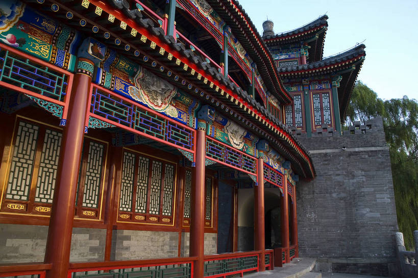 宫殿,横图,室外,白天,建筑,木雕,雕塑,北海公园,北京,中国,亚洲,艺术,装饰,结构,雕刻,雕像,图案,柱子,长廊,首都,传统,工艺品,旅游胜地,摄影,纪念,美术,主题,陈列,东亚,中华人民共和国,功能,美学,亭台楼阁,展馆,彩图,bj174