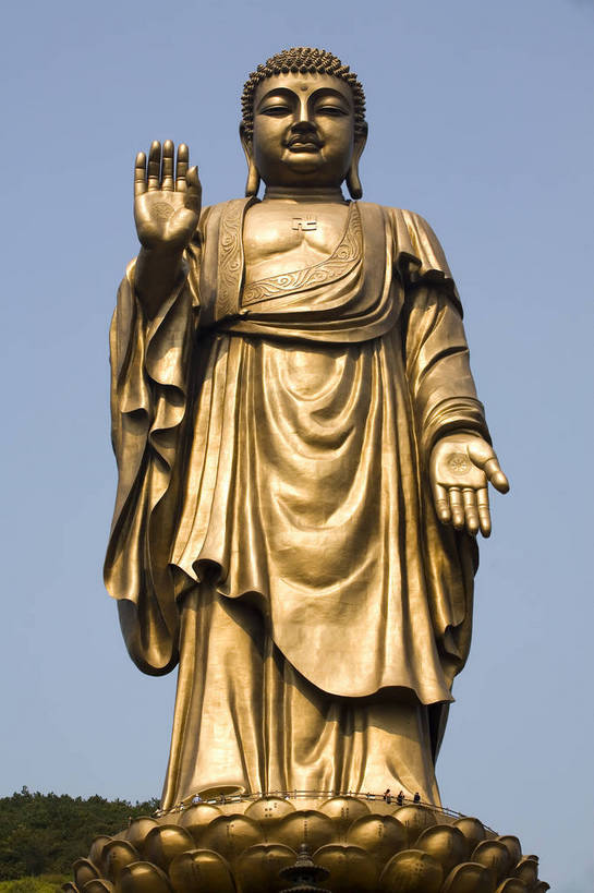 竖图,彩色,室外,白天,旅游,度假,喷泉,雕塑,中国,亚洲,风俗,清澈,雕像,佛像,塑像,图片,文化遗产,云,历史,娱乐,干净,传统,佛,灵山大佛,无锡,白云,蓝天,享受,休闲,放松,精神,竖,摄影,宗教,佛教,古代建筑,蓝,文明,中国文化,东亚,江苏省,中华人民共和国,制度,彩图,旅行,bj174