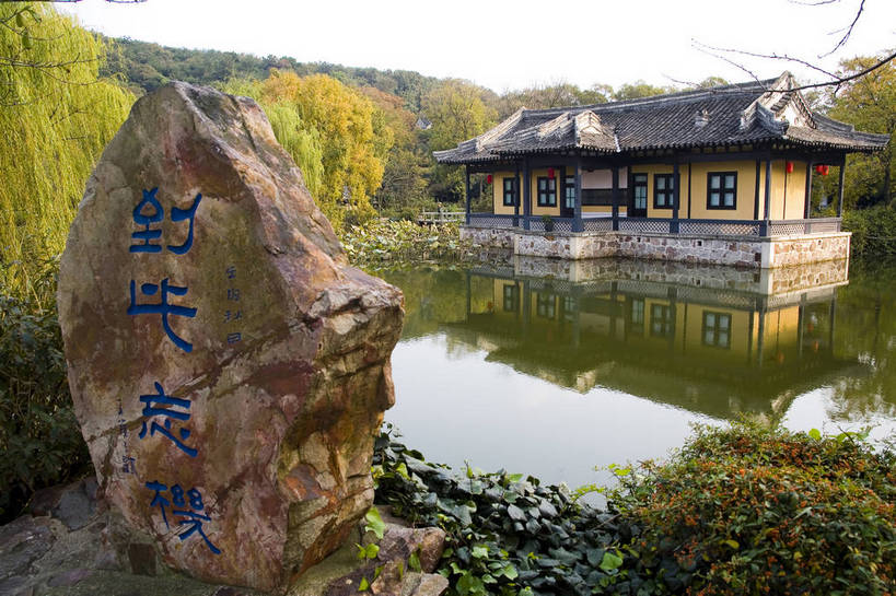 池塘,水池,建筑群,巨石,古典,古迹,文物,娱乐,建设,古建筑,江苏,无锡