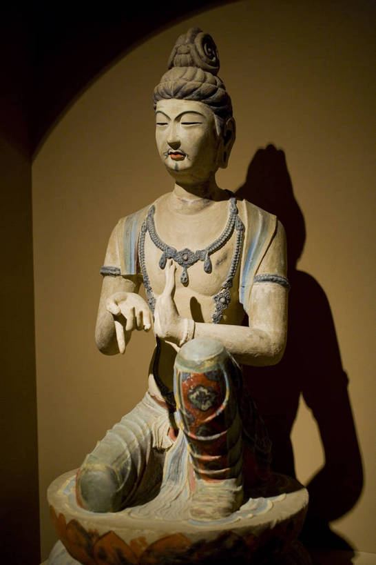 竖图,彩色,室内,旅游,度假,绘画,名胜古迹,标志建筑,地标,建筑,敦煌,中国,亚洲,节日,遗迹,艺术,装饰,彩绘,图片,墙,文化遗产,古迹,历史,文化,文物,娱乐,建设,佛,古建筑,壁画,墙壁,墙面,古代,虔诚,祈祷,享受,休闲,健康,飞天,旅游胜地,放松,竖,许愿,摄影,宗教,佛教,信仰,纪念,华丽,修饰,祈求,点缀,珍贵,矗立,文明,中国文化,传说,耸立,参观,古文明,东亚,甘肃省,中华人民共和国,衬托,美观,雅致,雅观,挺立,释教,古远,古代文明,平安,画画,旅行,游览,传统文化,敦煌壁画,bj174