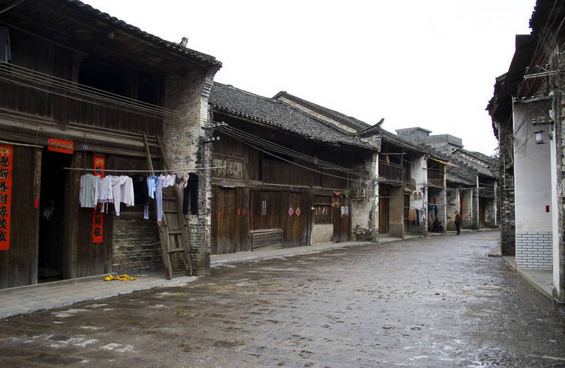 横图,室外,白天,旅游,度假,名胜古迹,标志建筑,地标,建筑,桂林,中国,亚洲,遗迹,民俗,景观,文化遗产,建筑群,古典,古迹,文物,娱乐,建设,古建筑,民居,特色,古镇,享受,休闲,旅游胜地,景色,放松,人文景观,广西,中国文化,古文明,东亚,中华人民共和国,民族建筑,古代文明,兴坪,旅行,传统文化,bj174