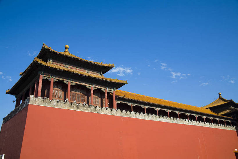 故宫,横图,彩色,室外,白天,旅游,度假,名胜古迹,标志建筑,地标,建筑,北京,中国,亚洲,风俗,遗迹,图片,文化遗产,建筑群,古典,古迹,历史,文化,文物,娱乐,建设,传统,古建筑,午门,蓝天,紫禁城,享受,休闲,旅游胜地,放松,精神,摄影,城楼,古代建筑,皇帝,权威,象征,高贵,古文明,东亚,中华人民共和国,权力,统治,威严,权势,古代文明,制度,天子,九五之尊,圣上,统治者,陛下,官家,势力,旅行,传统文化,bj174