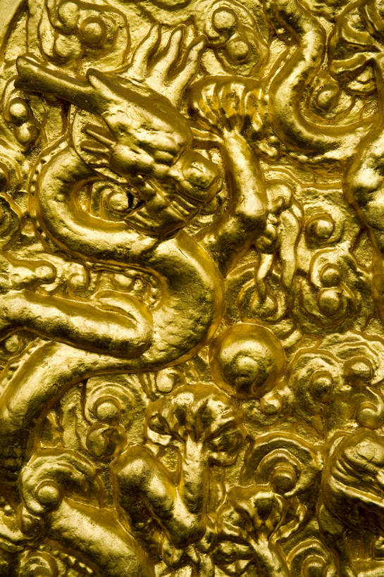 故宫,宫殿,竖图,彩色,室外,特写,旅游,度假,成功,名胜古迹,标志建筑,地标,建筑,雕塑,北京,中国,亚洲,局部,风俗,遗迹,艺术,装饰,龙,雕刻,雕像,浮雕,图片,文化遗产,建筑群,古典,古迹,历史,文化,文物,娱乐,建设,传统,古建筑,工艺品,紫禁城,享受,休闲,旅游胜地,放松,精神,竖,摄影,古代建筑,纪念,皇帝,部分,美术,权威,矗立,象征,镀金,高贵,主题,图腾,传说,耸立,陈列,古文明,东亚,中华人民共和国,功能,美学,权力,统治,祥瑞,威严,灵兽,权势,挺立,尊荣,古代文明,制度,天子,九五之尊,圣上,统治者,陛下,官家,势力,幸运,旅行,传统文化,bj174