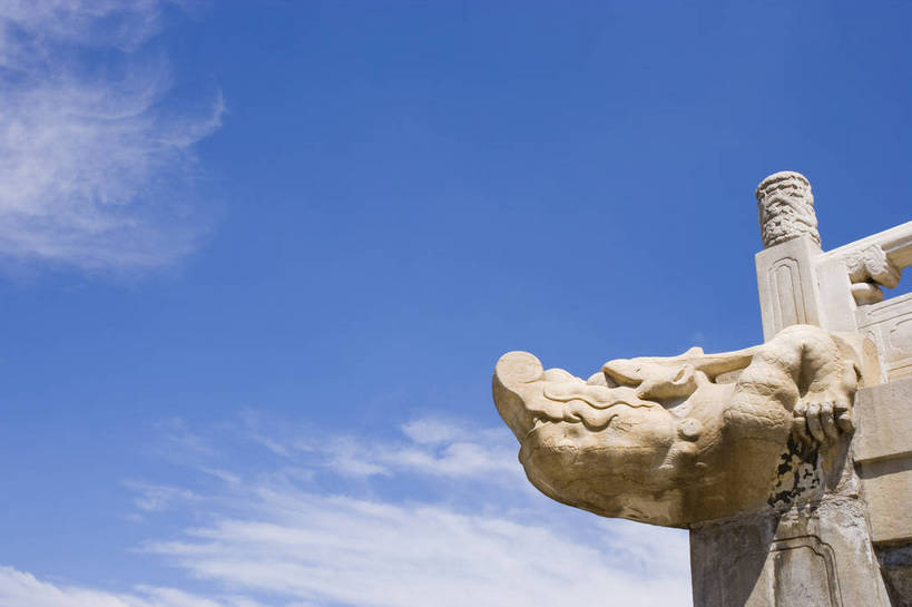 故宫,宫殿,栏杆,横图,彩色,室外,白天,旅游,度假,成功,名胜古迹,标志建筑,地标,建筑,雕塑,北京,中国,亚洲,风俗,遗迹,艺术,装饰,龙,雕刻,雕像,扶手,龙头,图片,文化遗产,建筑群,古典,古迹,历史,文化,文物,娱乐,建设,传统,古建筑,护栏,石雕,蓝天,工艺品,紫禁城,享受,休闲,旅游胜地,放松,精神,摄影,古代建筑,纪念,皇帝,美术,权威,象征,高贵,主题,图腾,传说,陈列,古文明,东亚,中华人民共和国,功能,美学,权力,统治,祥瑞,威严,灵兽,权势,尊荣,古代文明,制度,天子,九五之尊,圣上,统治者,陛下,官家,势力,幸运,旅行,传统文化,bj174