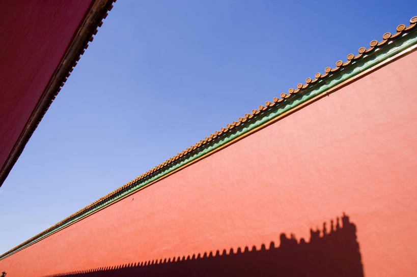故宫,宫殿,横图,彩色,室外,特写,白天,旅游,度假,名胜古迹,标志建筑,地标,建筑,北京,中国,亚洲,局部,风俗,遗迹,图片,墙,屋顶,文化遗产,瓦,古迹,历史,文物,娱乐,建设,传统,城墙,古建筑,墙壁,墙面,蓝天,紫禁城,享受,休闲,旅游胜地,放松,精神,摄影,古代建筑,皇帝,部分,坚硬,权威,宫廷,象征,高贵,美好,防御,感受,古文明,东亚,中华人民共和国,权力,统治,权势,乾清宫,王宫,古代文明,制度,天子,坚固,特征,九五之尊,圣上,统治者,陛下,官家,势力,旅行,皇宫,bj174