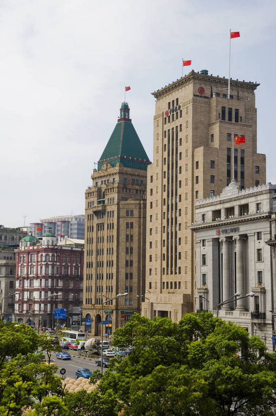 竖图,彩色,室外,白天,大厦,建筑,街道,上海,中国,亚洲,交通,白云,蓝天,外滩,摄影,东亚,中华人民共和国,商业,大楼,bj174