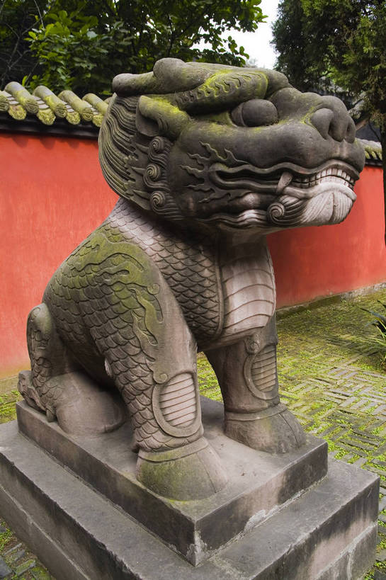 无人,竖图,彩色,室外,白天,旅游,度假,名胜古迹,标志建筑,地标,建筑,雕塑,中国,亚洲,遗迹,雕像,古迹,文物,娱乐,建设,古建筑,享受,休闲,旅游胜地,放松,竖,摄影,四川省,石像,中国文化,古文明,东亚,成都,中华人民共和国,武侯祠,旅行,传统文化,bj174