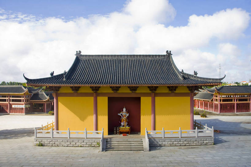 无人,寺庙,横图,彩色,室外,白天,旅游,标志建筑,地标,建筑,雕塑,中国,亚洲,塑像,景观,建筑群,古典,建设,海南,天空,旅游胜地,摄影,海南省,中国文化,东亚,中华人民共和国,华南地区,琼,旅行,庙,传统文化,博鳌,博鳌镇,琼东,琼海,琼海市,博鳌禅寺,bj174