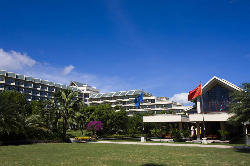 无人,横图,彩色,室外,白天,旅游,草坪,建筑,酒店,三亚,中国,亚洲,景观,海湾,海南,天空,绿地,旅游胜地,摄影,海南省,度假村,东亚,三亚市,中华人民共和国,华南地区,琼,旅行,旅店,亚龙湾,亚龙湾国家旅游度假区,三亚喜来登度假酒店,喜来登度假酒店,bj174