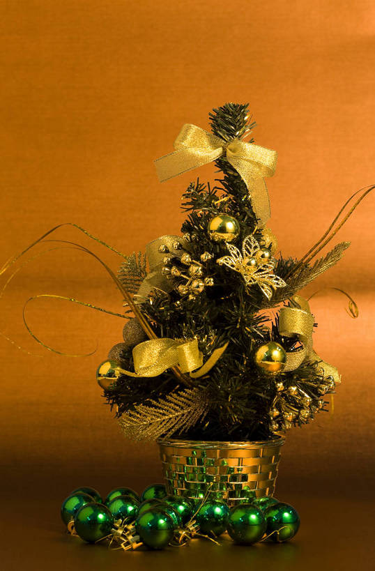 无人,竖图,彩色,室内,静物,玩具,中国,许多,节日,装饰,花篮,图片,圣诞树,艺术品,很多,球,装饰品,多个,竖,摄影,礼品,东亚,影棚拍摄,bj174