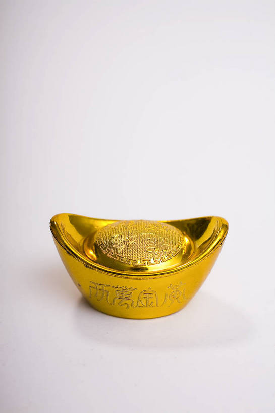 无人,竖图,彩色,室内,特写,静物,中国,图片,装饰品,一个,饰品,竖,财富,摄影,金元宝,单个,中国文化,东亚,影棚拍摄,元宝,传统文化,bj174