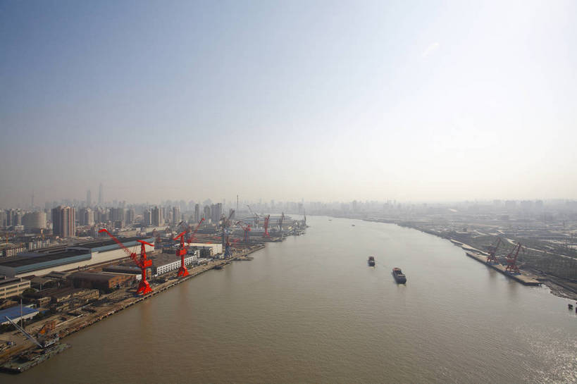 工厂,横图,彩色,室外,白天,旅游,度假,名胜古迹,城市风光,标志建筑,地标,建筑,船,上海,中国,亚洲,遗迹,图片,建筑群,古迹,文物,娱乐,设备,建设,古建筑,黄浦江,享受,休闲,旅游胜地,放松,摄影,申,厂房,古文明,东亚,上海市,长兴岛,造船厂,中华人民共和国,沪,华东地区,崇明县,江,崇明,江南造船厂,上海江南造船厂,bj174