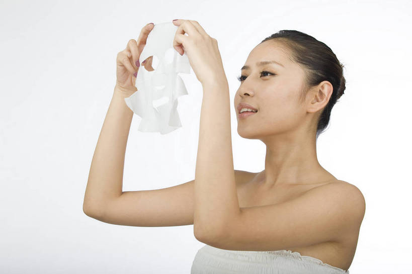 东方人,五官,眼睛,脸颊,手,头发,一个人,横图,化妆,美容,北京,中国,仅一个年轻女性,仅一个女性,仅一个人,护肤,造型,黑色,休闲,健康,舒服,面膜,美女,头像,生活方式,皮肤,修饰,毛发,化妆用品,年轻女性,女人,女性,中国人,年轻人,愉快,bj174