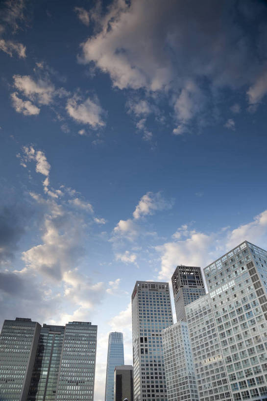 无人,竖图,室外,白天,旅游,度假,名胜古迹,标志建筑,城市,地标,建筑,北京,中国,遗迹,景观,古迹,文物,娱乐,建设,现代,古建筑,天空,享受,休闲,旅游胜地,摩天大厦,商务楼,放松,金融中心,古文明,东亚,繁荣,旅行,建外SOHO,bj174