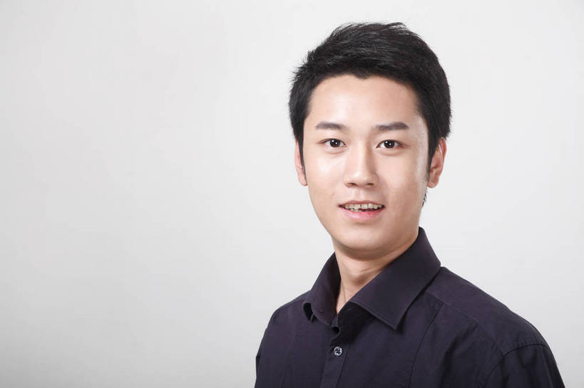 东方人,商务人士,微笑,横图,彩色,室内,白色背景,正面,衬衫,西装,商务