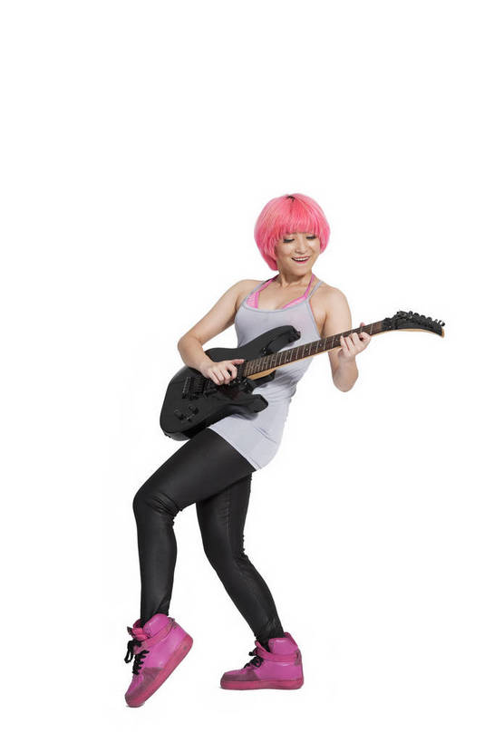 东方人,头发,竖图,彩色,室内,白天,侧面,时尚,跳舞,热情,北京,中国,仅一个人,图片,街头,吉他,休闲装,娱乐,红色,休闲,健康,个性,活力,激情,美女,平衡,竖,摄影,技巧,青春,街舞,毛发,酷,嘻哈,弹唱,弹性,动感,技能,年轻女性,女人,女性,亚洲人,中国人,年轻人,全身,影棚拍摄,愉快,舞蹈,bj174