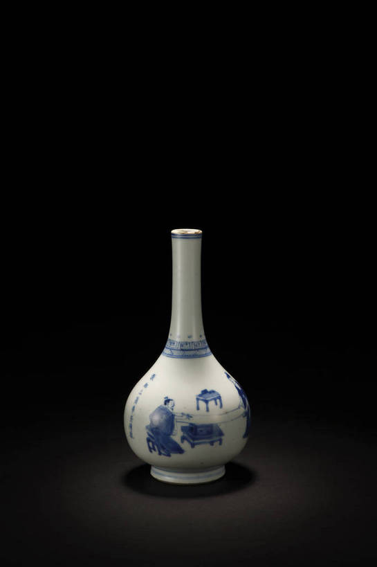 竖图,彩色,室内,白天,静物,北京,中国,花纹,风俗,艺术,纹路,瓷器,瓶,图片,纹理,手工艺品,陶瓷,陶瓷制品,艺术品,古典,文化,文物,传统,瓶子,工艺品,精神,摄影,古董,青花瓷,珍贵,黑背景,高雅,古物,文明,中国文化,斑纹,珍藏,精美,古玩,肌理,自信心,品位,古代文明,制度,磁器,白地青花瓷,青花,影棚拍摄,保藏,收藏,传统文化,长颈瓶,bj174