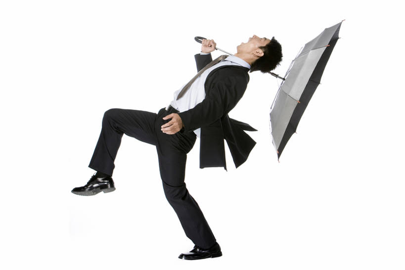 东方人,成年人,一个人,商务人士,商务男性,站,举,横图,留白,抠图,白色背景,侧面,衬衫,商务,风险,技术,风,暴雨,大风,多云,仅一个男性,仅一个人,握,套装,正装,伞,天气,大喊,仅一个年轻男性,托,站着,张嘴,职业,概念,压力,握着,摄影,技巧,单腿,动作,恐怖,忧虑,不幸,努力,手艺,商务装,问题,情绪,张大嘴巴,工薪阶层,斗争,技能,技艺,危险,男人,男性,年轻男性,亚洲人,中国人,年轻人,白领,上班族,张开嘴,举起,举手,举着,向上举,向上伸,向上托,站立,彩图,全身,影棚拍摄,衬衣,妙技,办公室职员,本领,弱点,bj175