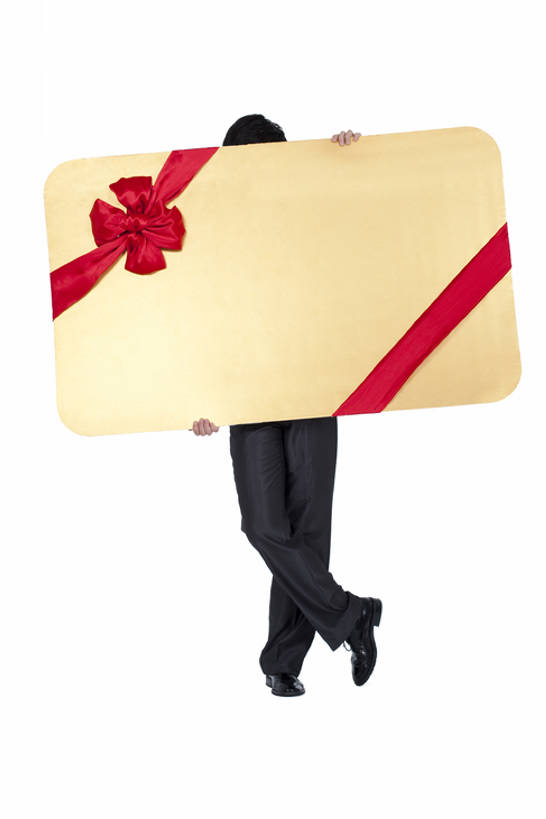 东方人,成年人,腿,一个人,商务人士,商务男性,站,竖图,留白,白色背景,正面,衬衫,商务,信用卡,消费,礼物,中国,亚洲,仅一个男性,仅一个人,套装,包装,包装纸,缎带,圣诞礼物,仅一个年轻男性,红色,蝴蝶结,零售,打结,遮,遮掩,金融,摄影,影棚,巨大,庞大,幽默,掩盖,遮挡,摄影棚,金卡,生日礼物,商务装,工薪阶层,东亚,遮盖,掩饰,宏大,硕大,伟大,男人,男性,年轻男性,亚洲人,中国人,白领,上班族,双腿交叉,彩图,全身,影棚拍摄,衬衣,拍摄,礼券,办公室职员,bj175