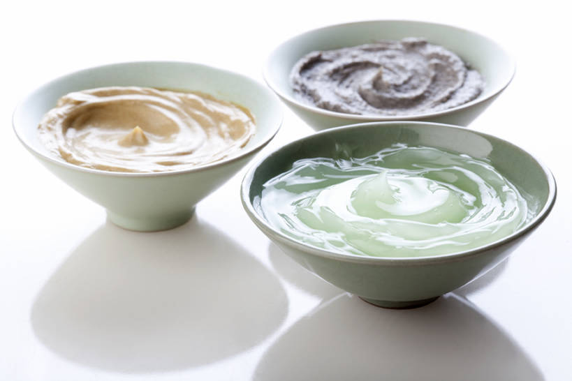 无人,横图,白色背景,按摩,美容,芦荟,静物,叶子,北京,中国,亚洲,护肤,准备,反射,材料,瓷器,润肤露,草药,药草,传统,三个,自然,精油,香薰,碗,干花,保养,享受,休闲,健康,面膜,放松,SPA水疗,保健,芳香疗法,温泉浴场,摄影,有机食品,医疗,维生素,简单,化妆用品,清新,中国文化,华贵,舒心,舒缓,干的,香薰精油,中医,东亚,养颜,替代疗法,减压,芦荟汁,香薰疗法,植物精油,矿泉疗养地,彩图,影棚拍摄,水疗,成分,bj175