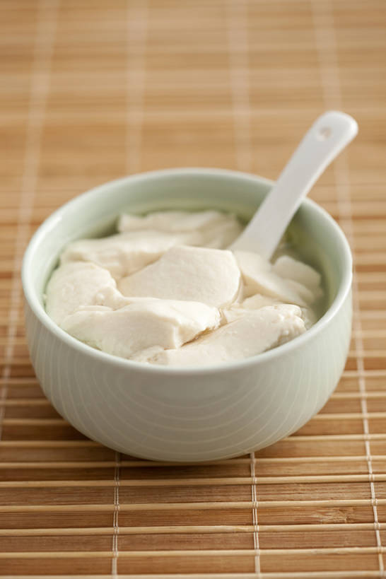 无人,竖图,特写,早餐,静物,餐具,北京,中国,亚洲,席子,美味,食品,饮品,营养,传统,饮食,食物,饮料,汤匙,碗,健康,诱惑,摄影,生活方式,便利,简单,膳食,可口,中国文化,东亚,东亚文化,健康食物,豆腐脑,适口,彩图,影棚拍摄,传统文化,bj175