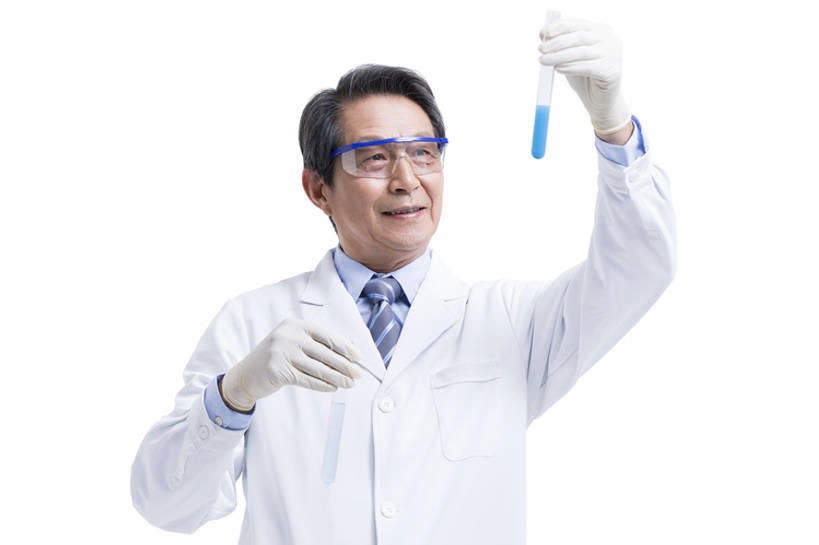 仅一个男性,仅一个人,握,检查,研究,工作,分析,科学,化学,研究人员