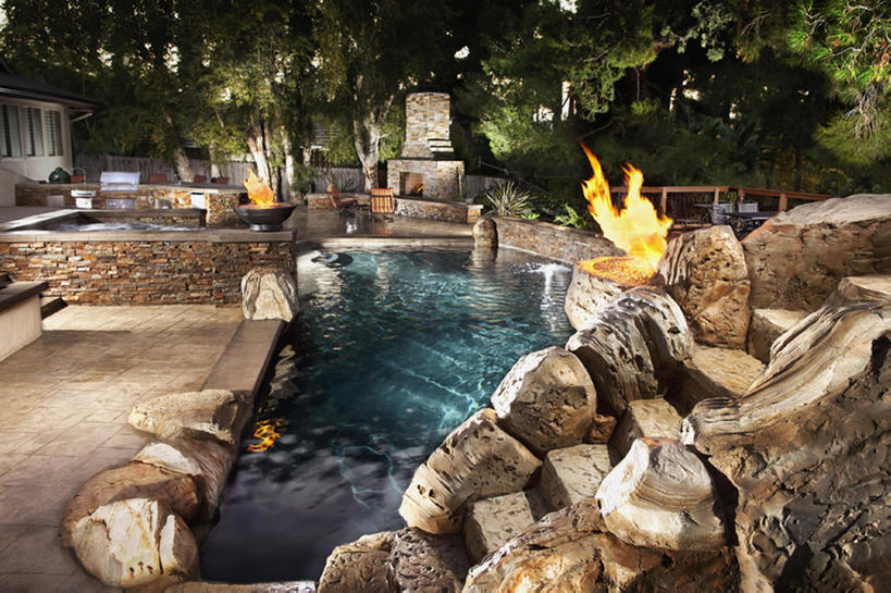 无人,体育馆,游泳池,横图,室外,白天,水,美国,水池,水面,泳池,旅游胜地,摄影,建造,游泳馆,住房,风格,加利福尼亚,华贵,设计,岩石,彩图,建筑结构,bj175