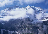 tkf001_111085