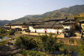 tkf001_305704