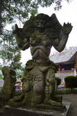 tkf001_311576