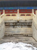 tkf002_131812