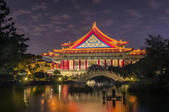 tkf005_302271